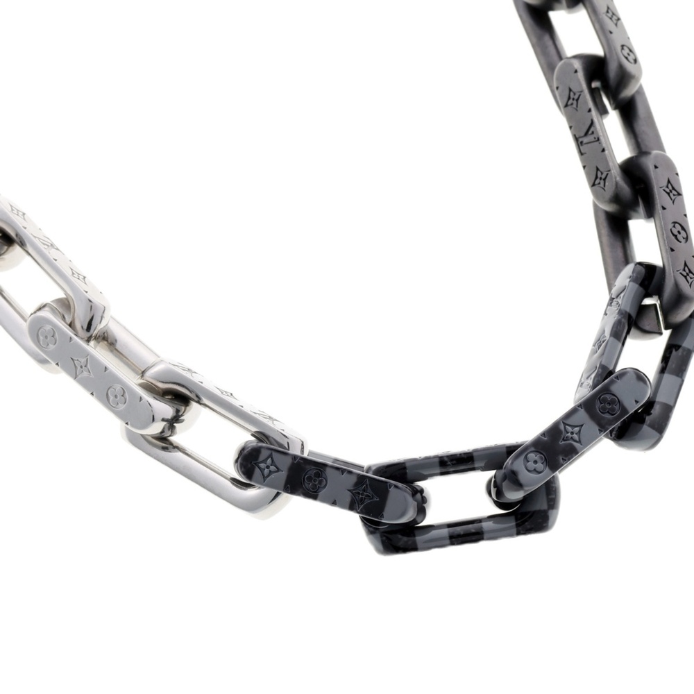 LOUIS VUITTON Black Monogram Necklace - Picture 4 of 6